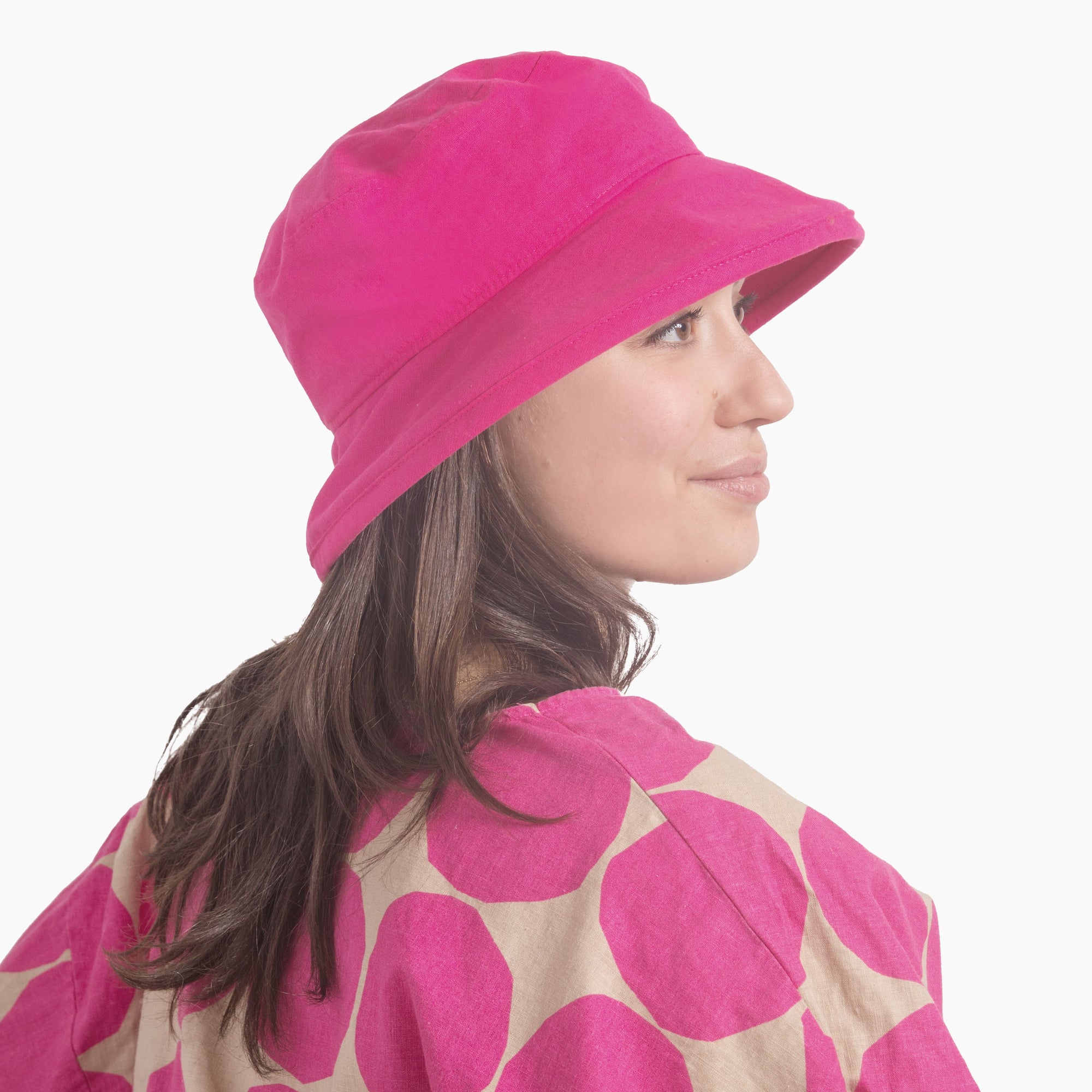 linen slouch hat-easy summer wearing, sport hat, golf hat-live summer in colour-bright pink hat-upf50 excellent sun protection hat-made in canada hat-linen hat-puffin gear hat